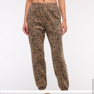 ABERCROMBIE LEOPARD YPB SWEATPANTS- Small